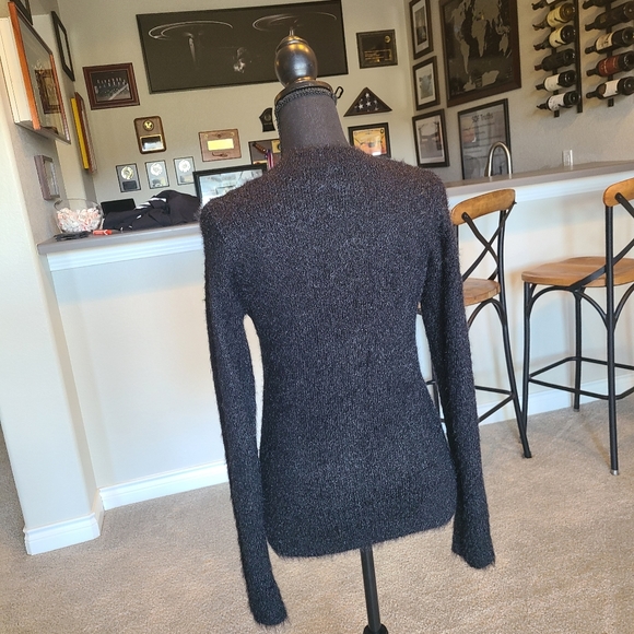 Sweater - Picture 3 of 5